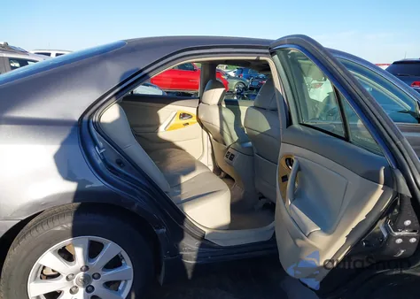 2007 Toyota Camry Xle V6 из США, поврежденный, VIN 4T1BK46K07U032299